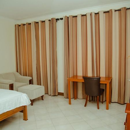 Fq Hotel ดาร์เอสซาลาม ภายนอก รูปภาพ